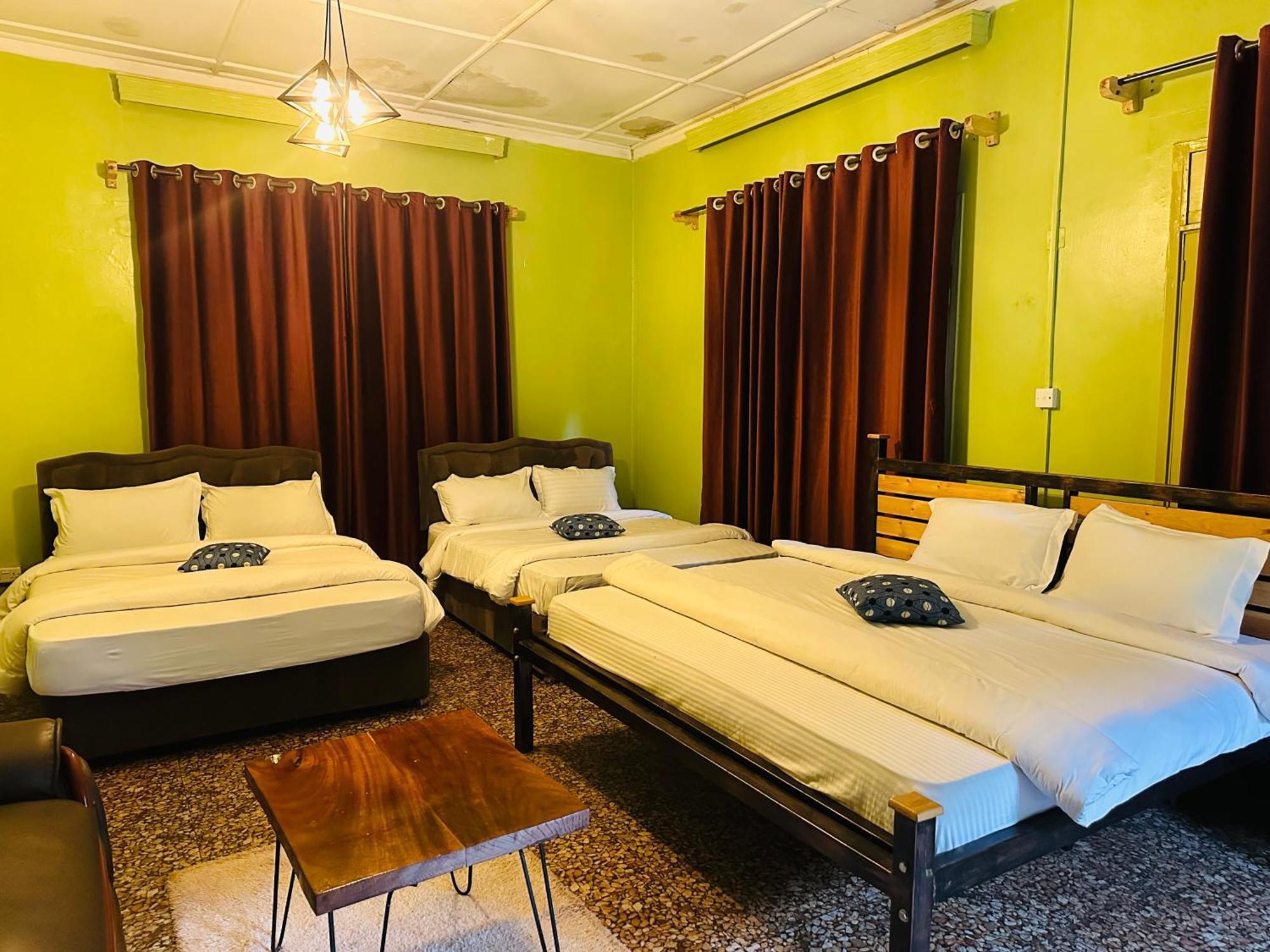 Afro Smile Hotel & Guest House Jinja Exteriör bild